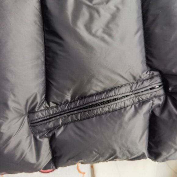 Moncler Short Down Jacket In Black - Picture 7 of 10